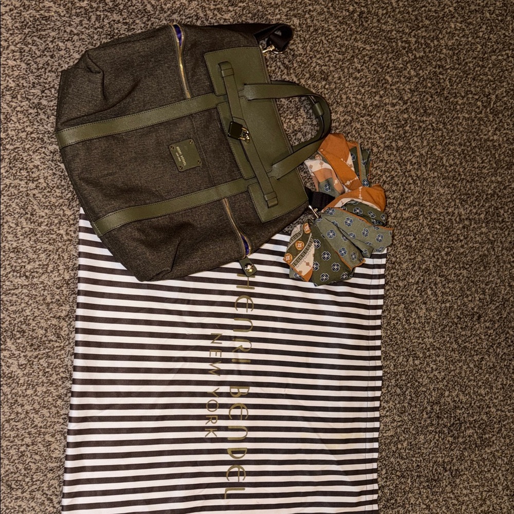 Henri Bendel Bag